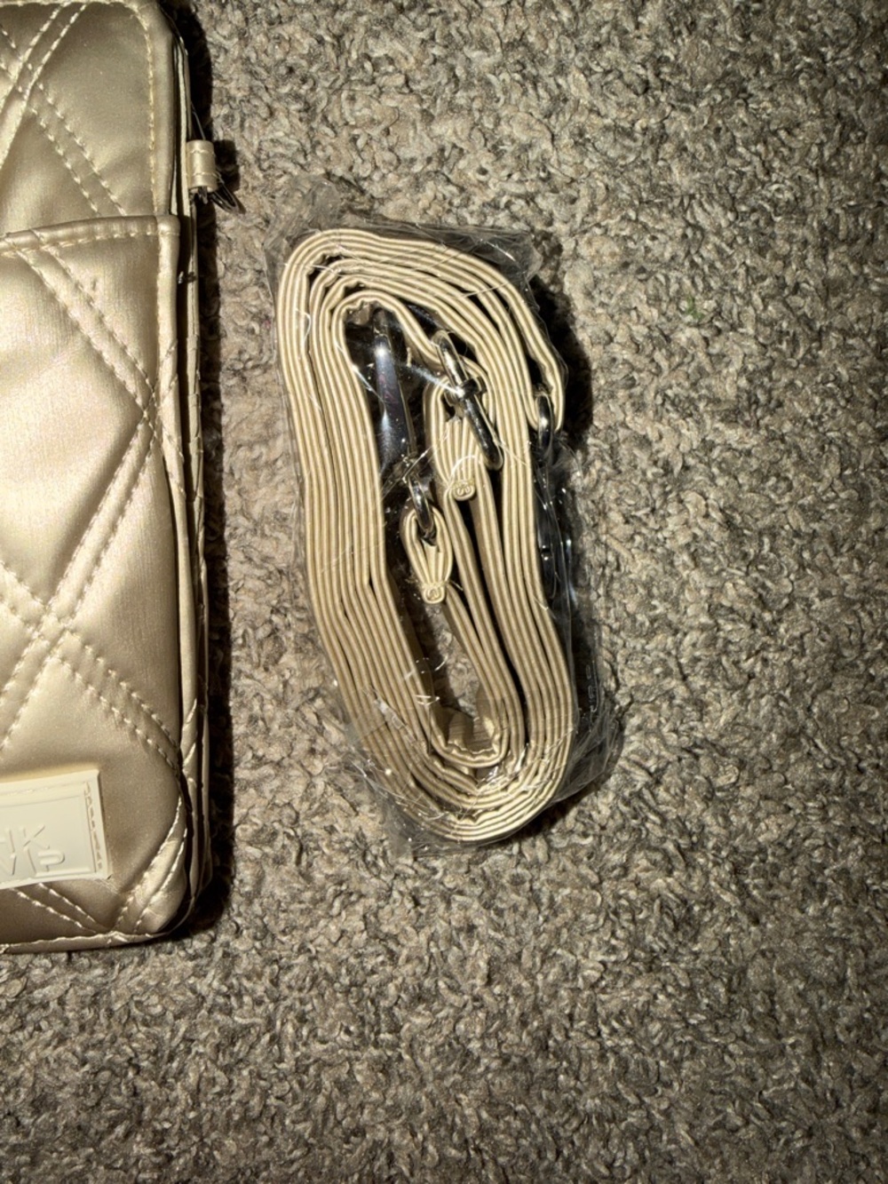 Ihkwip Ring-Ring Gold Phone Crossbody RFID Wallet - Picture 6 of 10